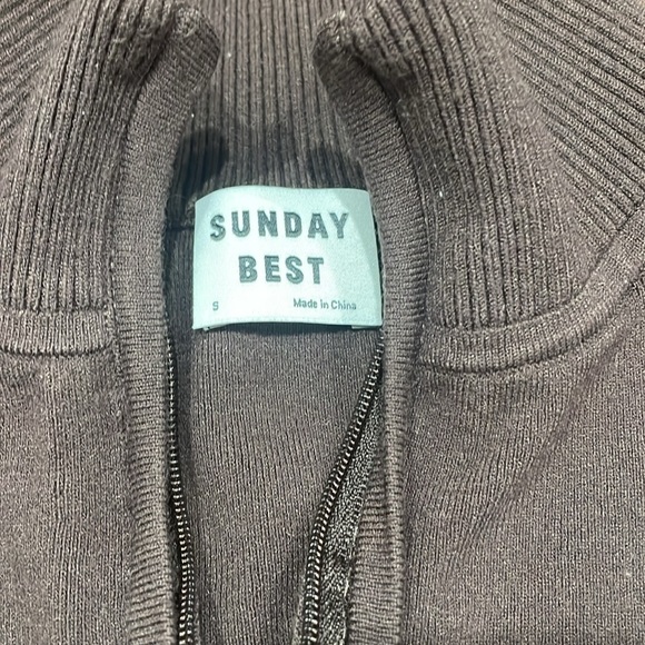 Aritzia cropped sweater sz S - Picture 2 of 2